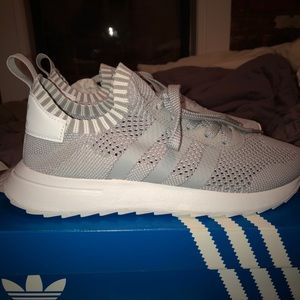 Adidas primeknit flashback